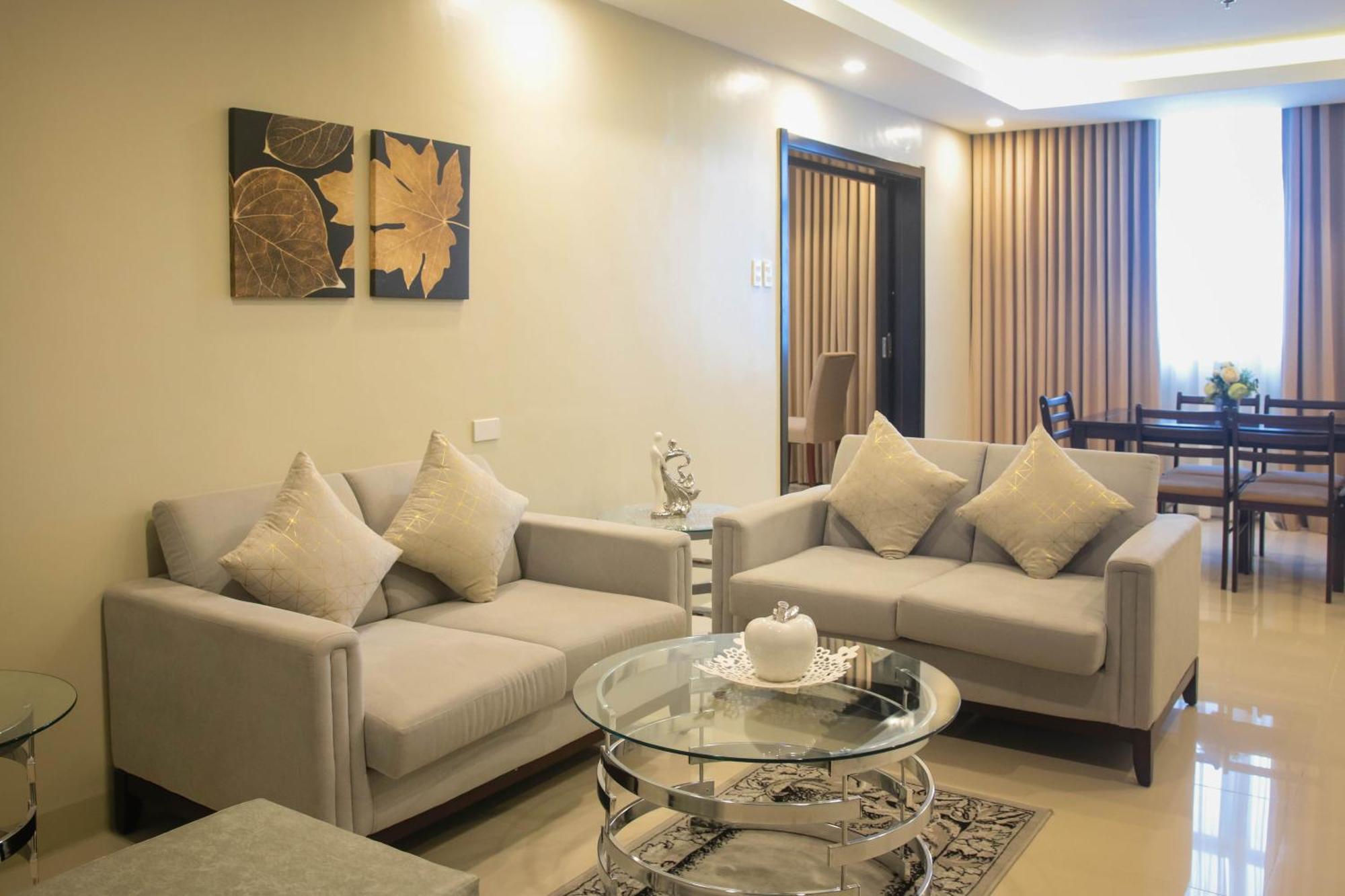 อิโลยโล เกทเวย์ โฮเต็ล Hotel Pavia ภายนอก รูปภาพ
